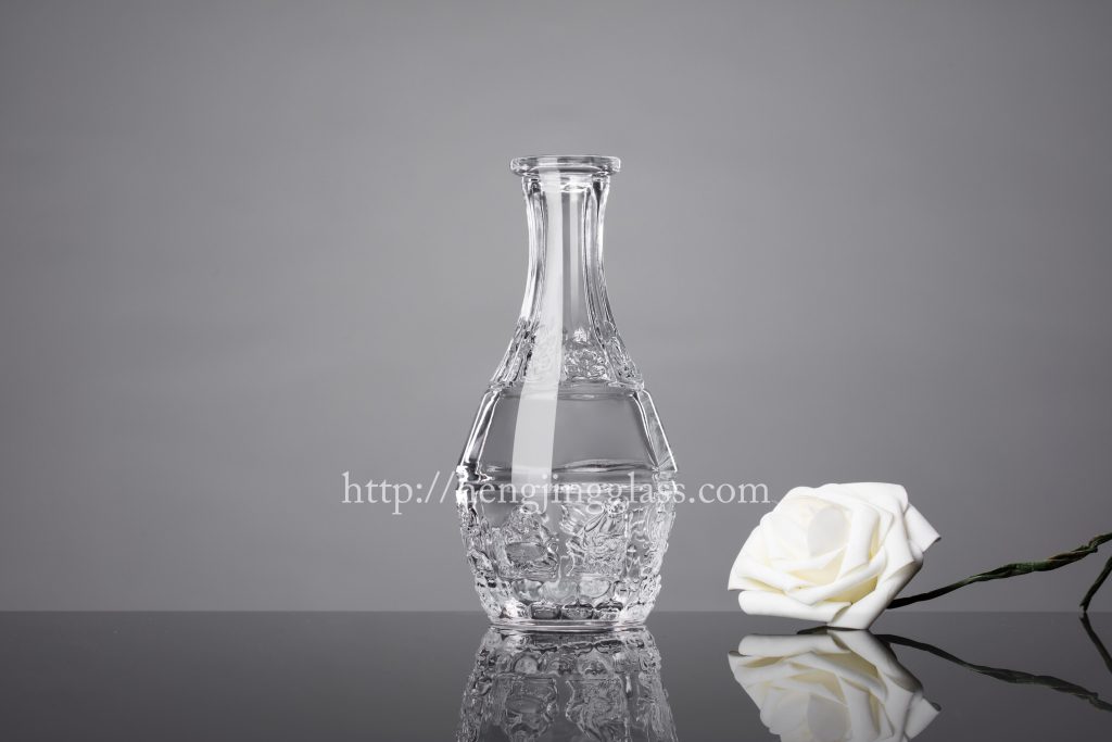 250ml HJ-BP006 Embossing Effect Glass Bottle, Vase