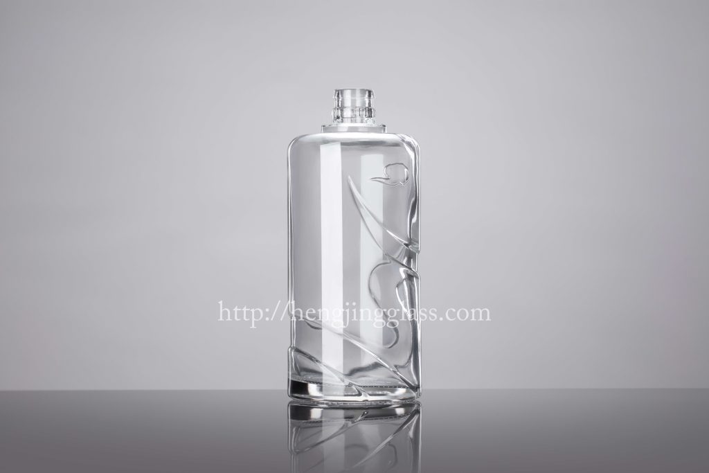 500ml Embossing Effect Liquor Bottle HJ-BP012