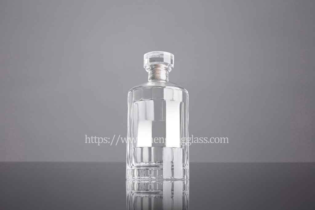 700ml HJ-Y054 Liquor Bottle Gin Bottle