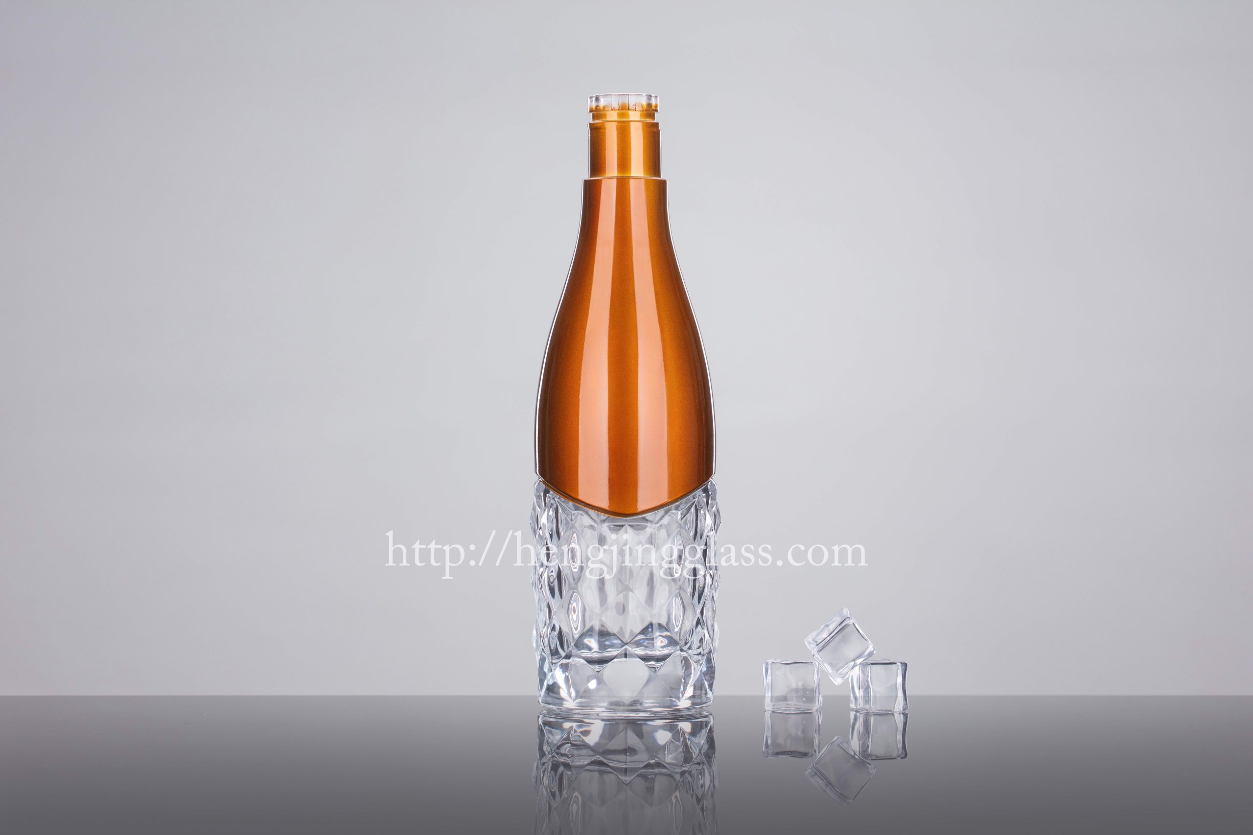 700ml HJ-Y041 Painting Color Glass Bottle