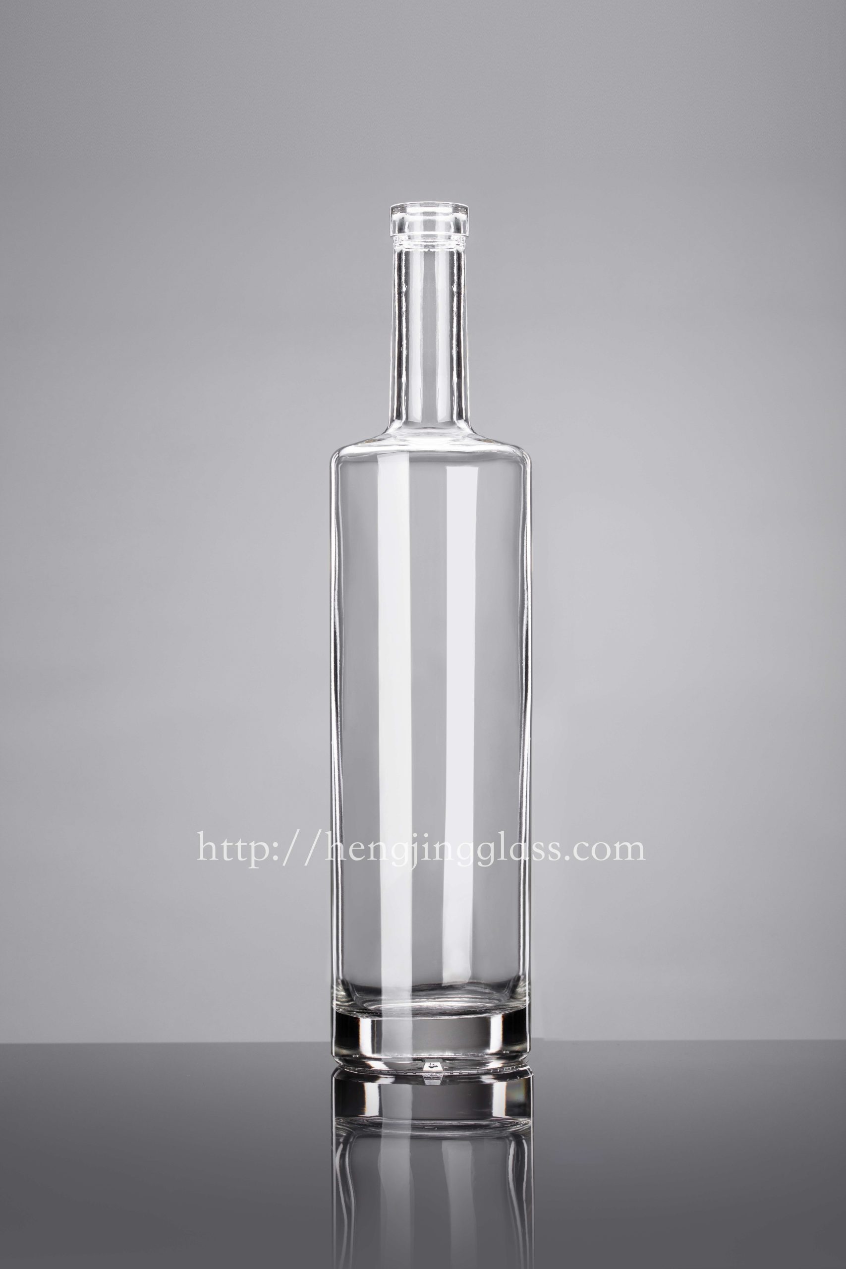 700ml HJ-Y044 Vodka Bottle Glass