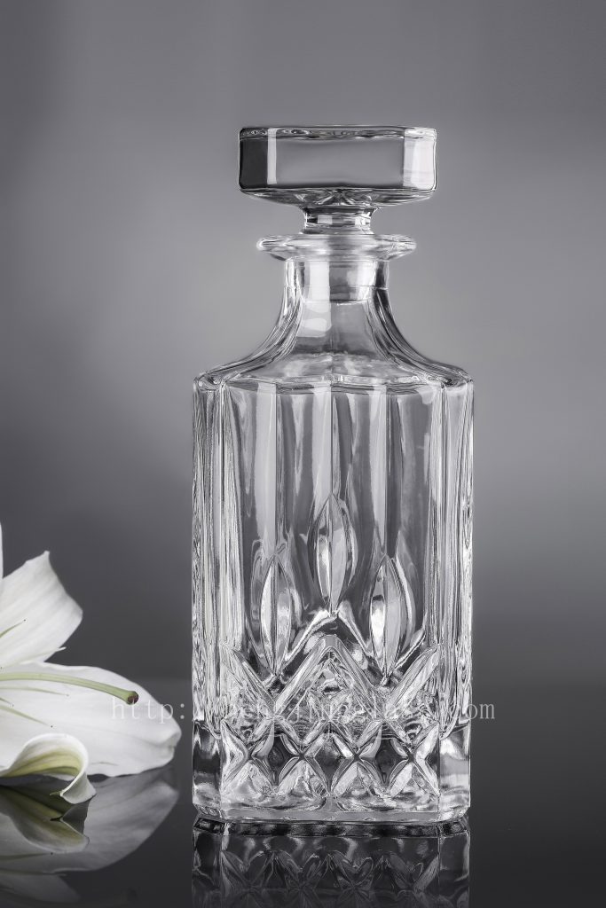 735ml Engraved Glass Bottle HJ-K006