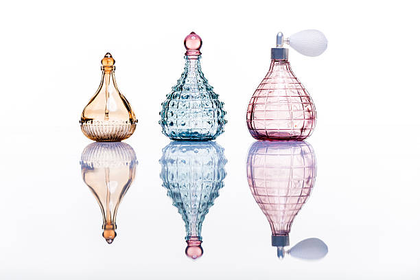 Transparent glass perfume bottle, highly malleable