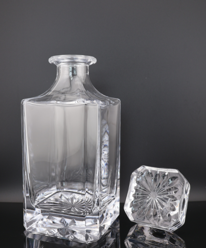750ml HJ10114 Square Whiskey Bottle Decanters