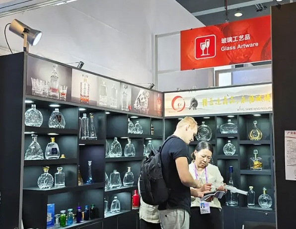 buy wholesale empty perfume bottles from exhibitions